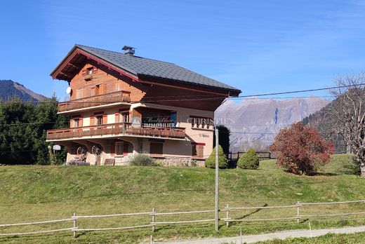 Chalet in Notre-Dame-de-Bellecombe, Savoy