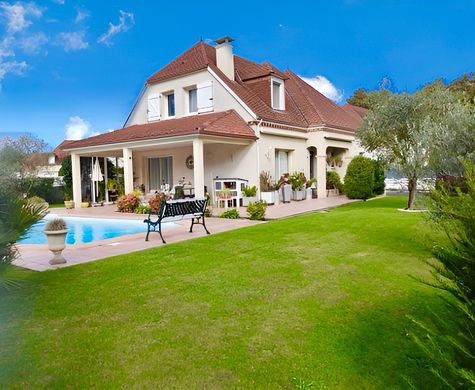 Maison de luxe à Lescar, Pyrénées-Atlantiques