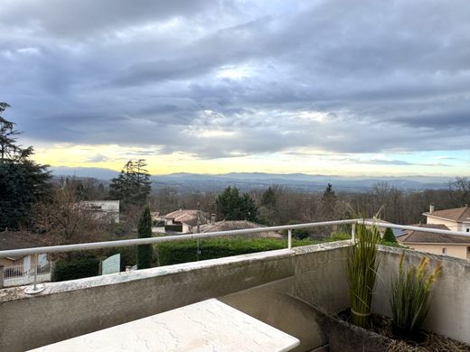 Apartment in Limonest, Rhône