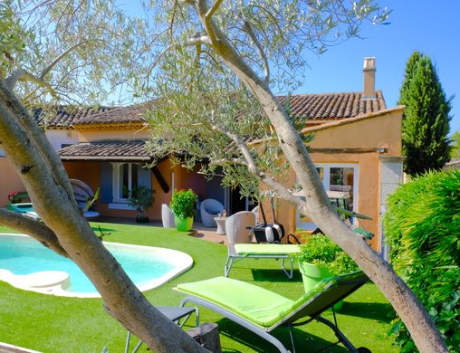 Villa a Mallemort, Bocche del Rodano