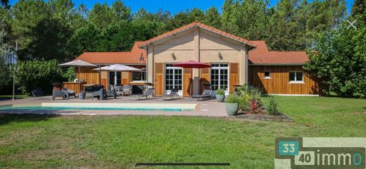 Luxury home in Belin-Béliet, Gironde