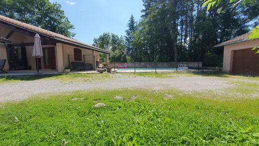 Luxury home in La Freissinouse, Hautes-Alpes