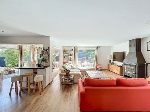 Βίλα σε Valbonne, Alpes-Maritimes