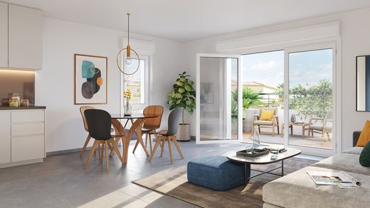 Apartment in Rueil-Malmaison, Hauts-de-Seine