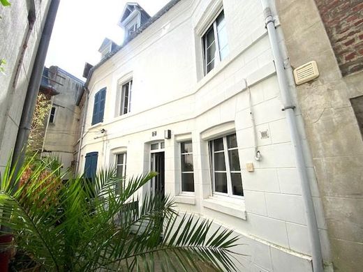 Casa di lusso a Trouville-sur-Mer, Calvados