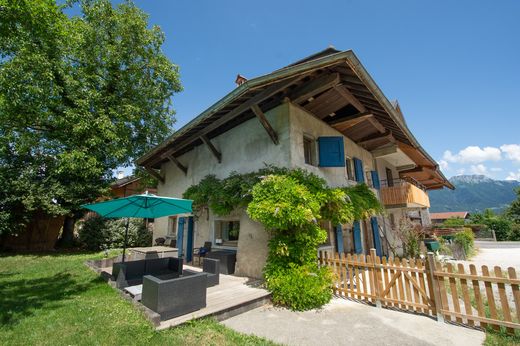 Luxe woning in Saint-Jorioz, Haute-Savoie