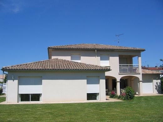 Villa a Marmande, Lot-et-Garonne