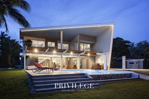 Luxe woning in Parrita, Provincia de Puntarenas