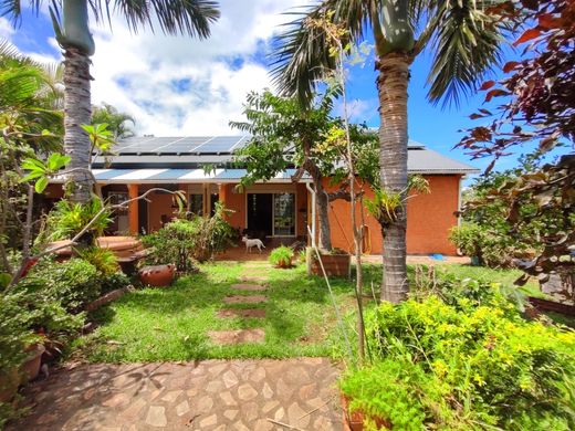 Maison de luxe à Les Avirons, Réunion