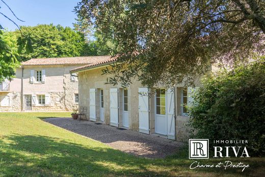 Элитный дом, Latresne, Gironde