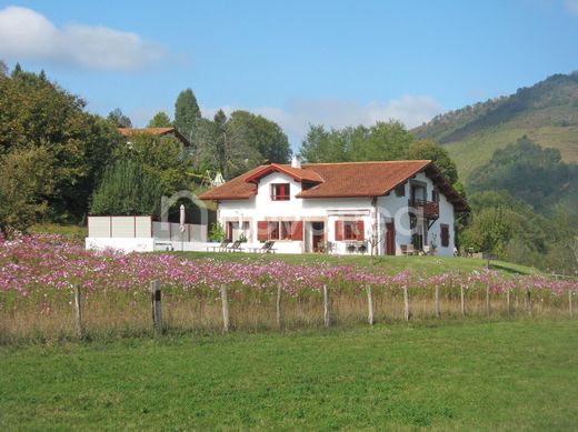 Casa di lusso a Saint-Jean-Pied-de-Port, Pirenei atlantici