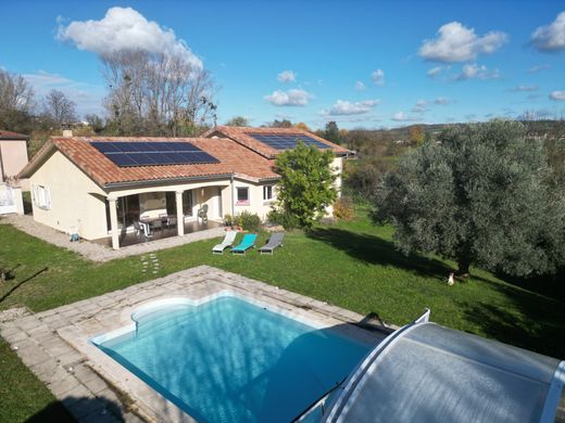 Πολυτελή κατοικία σε Chonas-l'Amballan, Isère