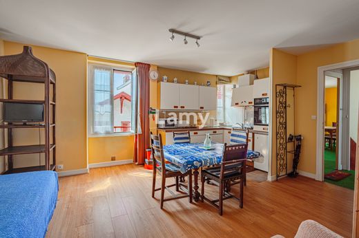 Apartment in Saint-Jean-de-Luz, Pyrénées-Atlantiques