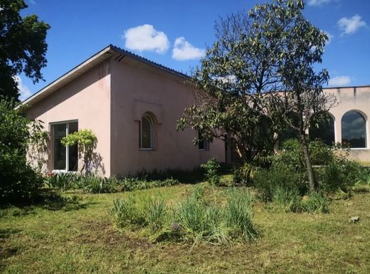 Casa de lujo en Villenave-d'Ornon, Gironda