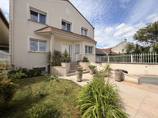 Lüks ev Drancy, Seine-Saint-Denis