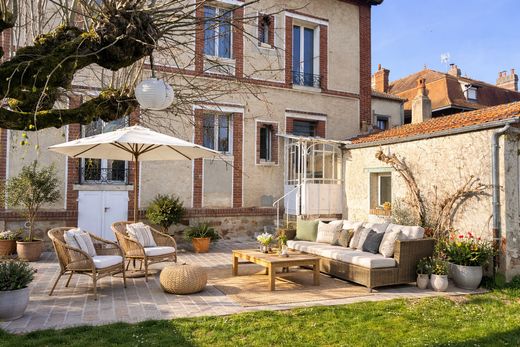 Casa de lujo en Nogent-sur-Seine, Aube