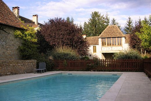 Luxury home in Bligny-lès-Beaune, Cote d'Or