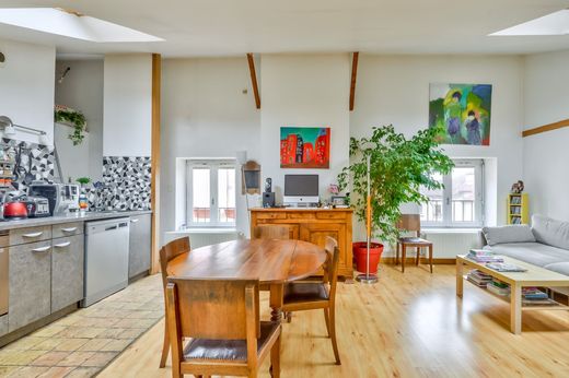 دوبلكس ﻓﻲ ليون, Rhône