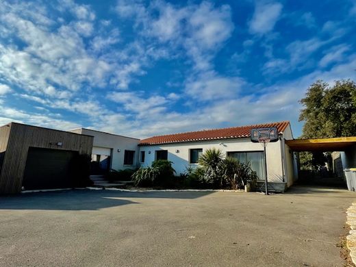 Luxury home in Bretignolles-sur-Mer, Vendée