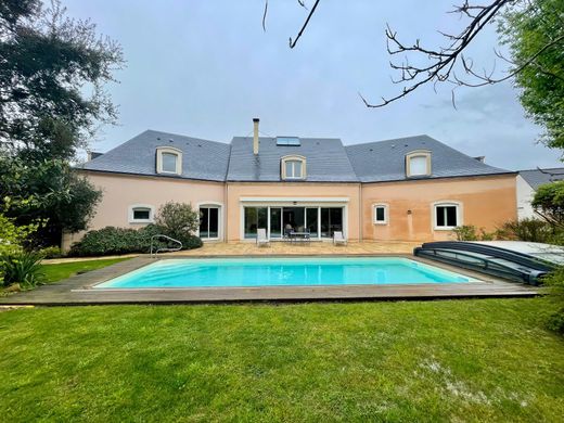 Luxury home in Laval, Mayenne