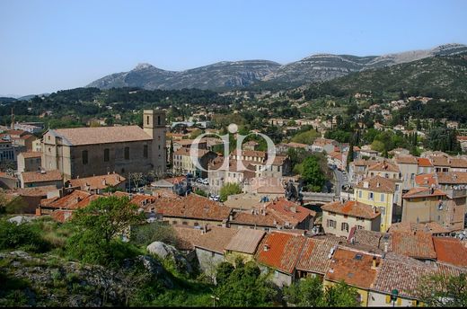 Luxe woning in Roquevaire, Bouches-du-Rhône