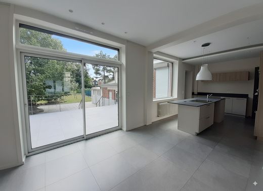 منزل ﻓﻲ Villeneuve-d'Ascq, North