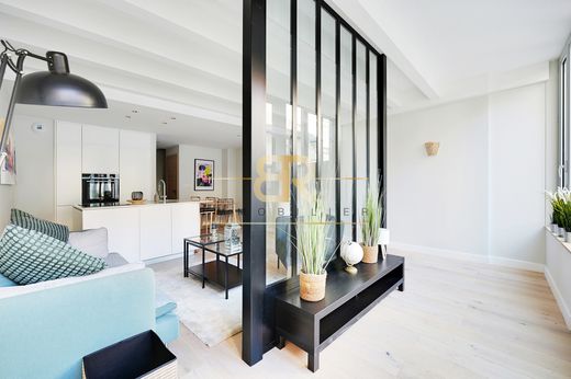 Apartment in La Muette, Auteuil, Porte Dauphine, Paris