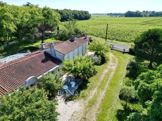 Luxury home in Bégadan, Gironde