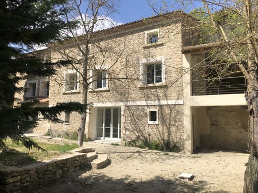 Luxus-Haus in Bonnieux, Vaucluse