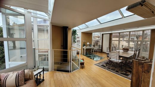 Maison de luxe à Clermont-Ferrand, Puy-de-Dôme