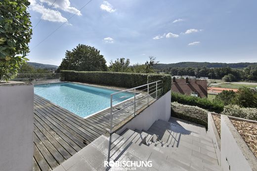 Luxe woning in Tagolsheim, Haut-Rhin