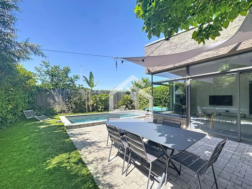 Luxury home in Caudéran, Gironde