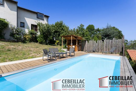 Villa en Beaumont-lès-Randan, Puy de Dome