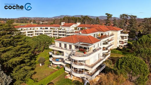 Apartamento - Charbonnières-les-Bains, Ródano