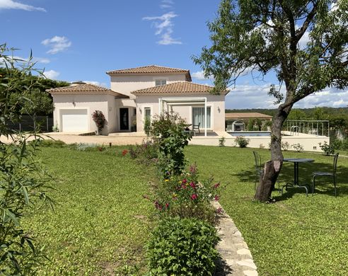 Maison de luxe à Uzès, Gard