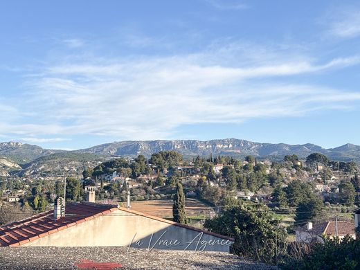 Luxus-Haus in Allauch, Bouches-du-Rhône