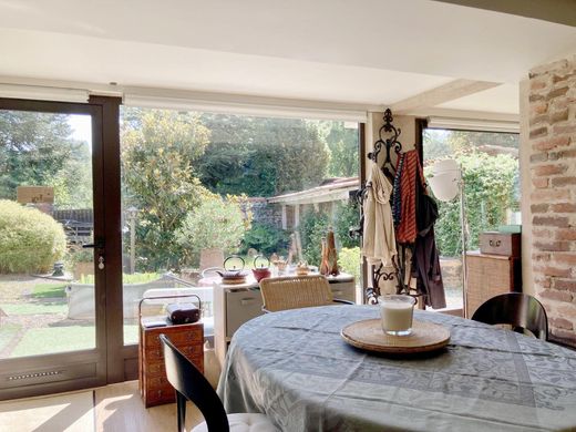 Luxe woning in Perrier, Puy-de-Dôme