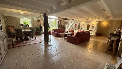 Luxury home in Périgueux, Dordogne