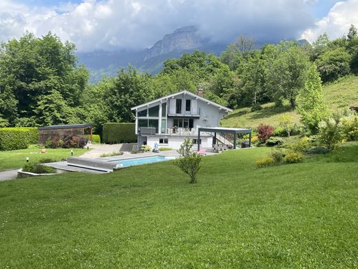 Luxury home in Bluffy, Haute-Savoie