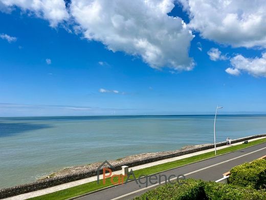 Luxury home in Vaux-sur-Mer, Charente-Maritime