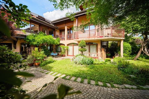 Luxury home in Annecy-le-Vieux, Haute-Savoie