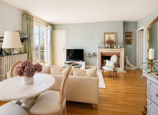 Appartamento a Meudon, Hauts-de-Seine