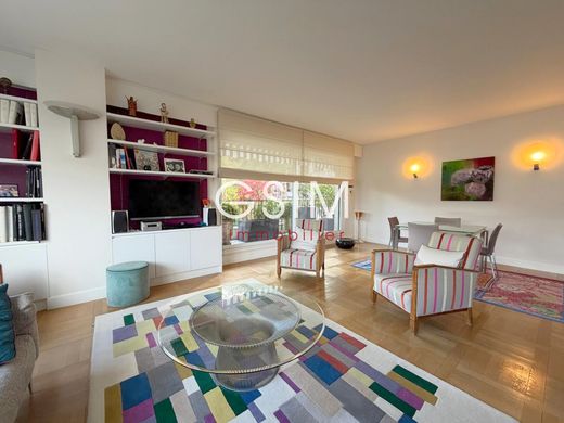 Квартира, Ville-d'Avray, Hauts-de-Seine