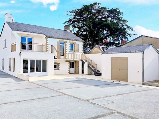 Luxury home in Saint-Jean-de-Monts, Vendée
