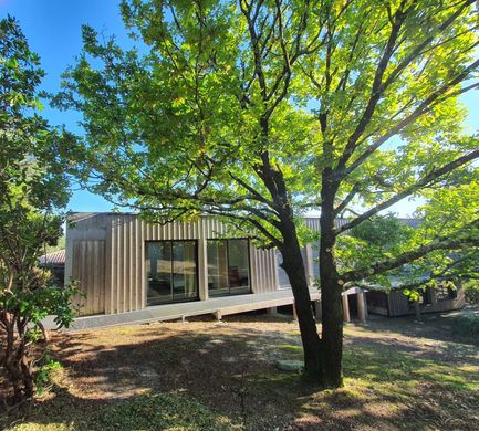 Villa in Lacanau-Océan, Gironde