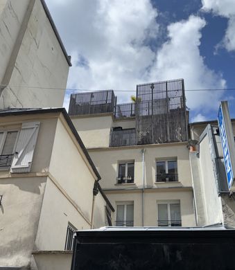 Двухуровневые апартаменты, Buttes-Chaumont, Villette, Bas Belleville, Paris