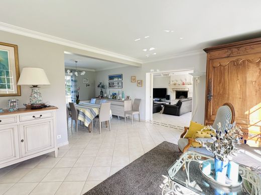 Luxury home in Villennes-sur-Seine, Yvelines