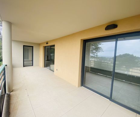 Apartament w Les Angles (Gard), Gard