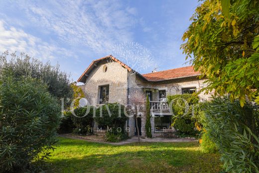 Luxury home in Vaison-la-Romaine, Vaucluse
