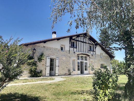 Lüks ev Bazas, Gironde